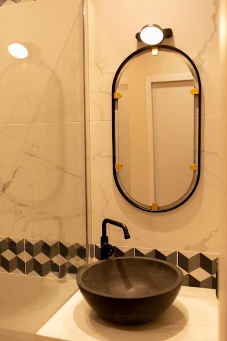 Etape Urbaine - Toulouse Centre - Parking Inclus Apartment Luaran gambar